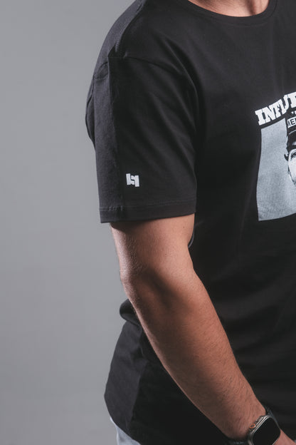 Camiseta Maderite Eterno em Alg. Egípcio - Preta