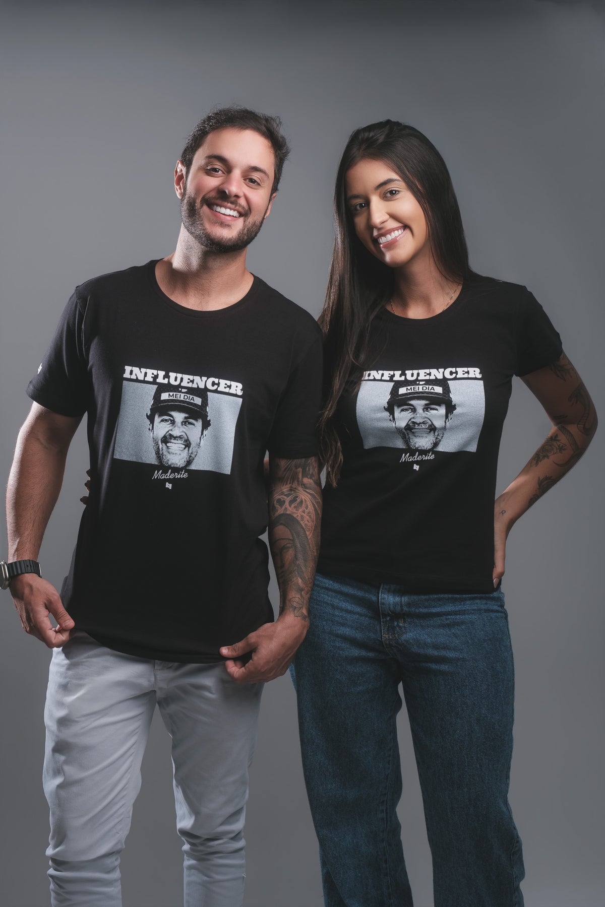 Camiseta Maderite Eterno em Alg. Egípcio - Preta