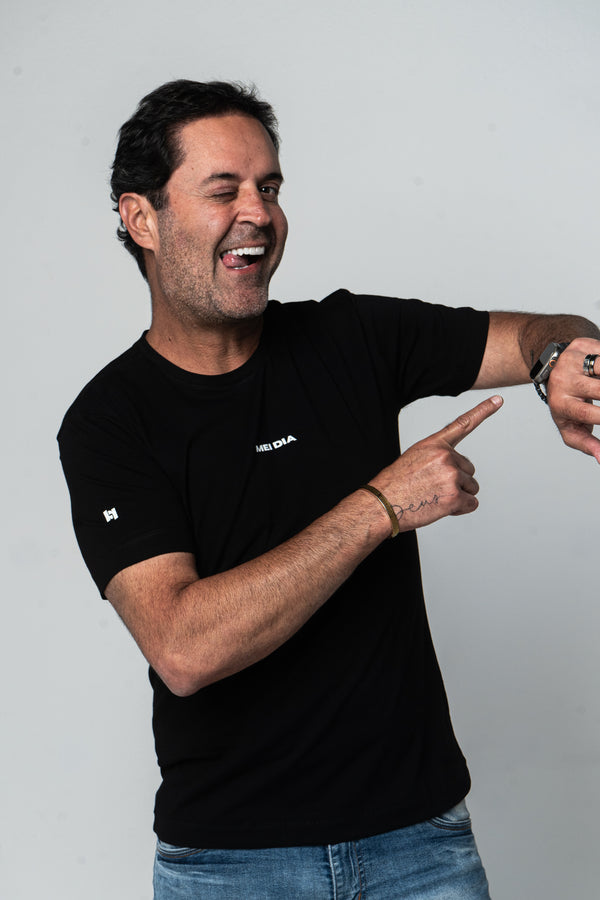 Camiseta Alg. Egípcio - Preta (Mei dia)