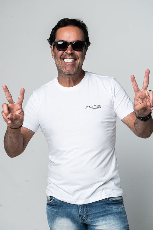 Camiseta Alg. Egípcio - Branca (Sexta-feira Mei dia)