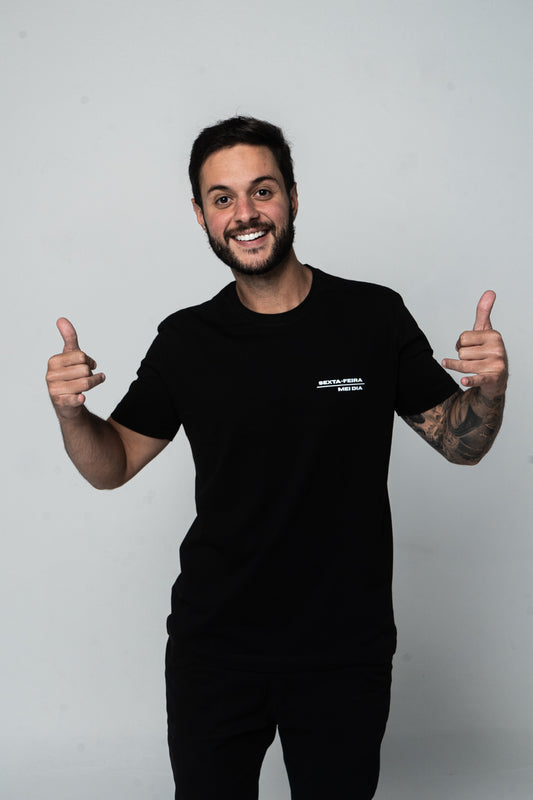 Camiseta Alg. Egípcio - Preta (Sexta-feira Mei dia)